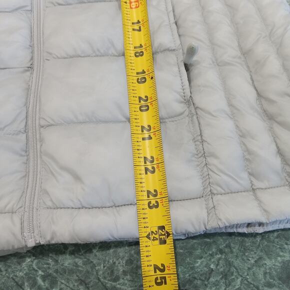 32 Degree Heat Women’s Full Zip Puffer Vest Gray Medium, Soft Lightweight Euc - Picture 9 of 13
